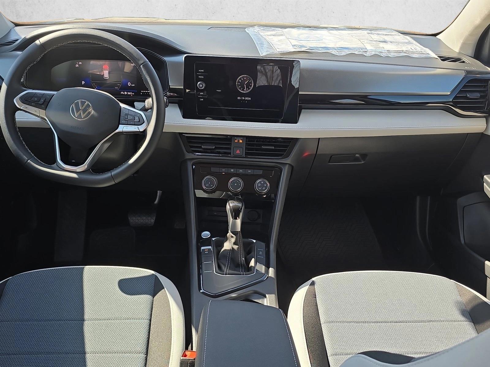 Thumbnail: 2026 Volkswagen Taos - 3
