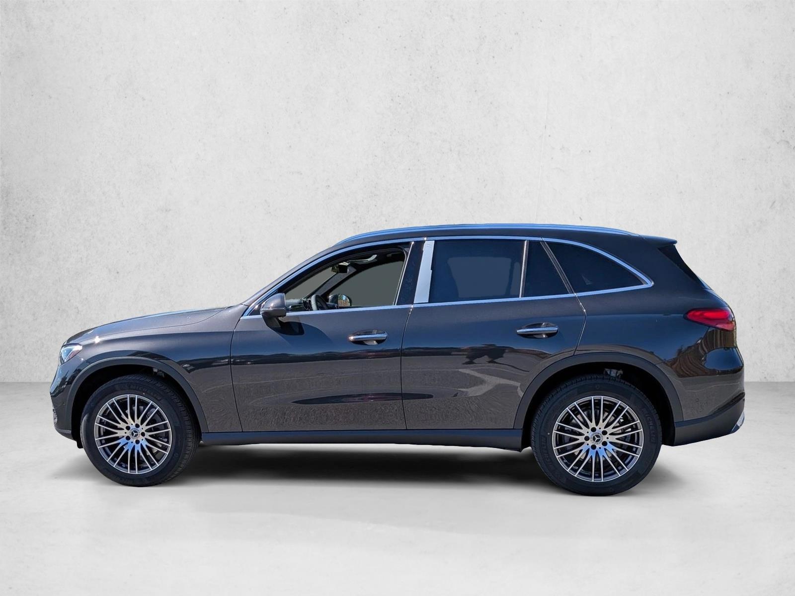Thumbnail: 2026 Mercedes-Benz GLC - 2