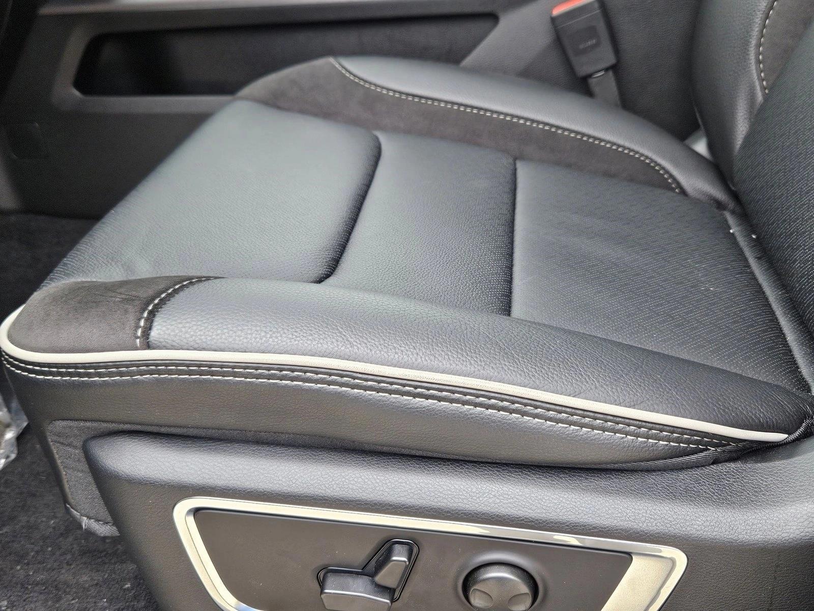 Thumbnail: 2026 RAM 1500 - 4