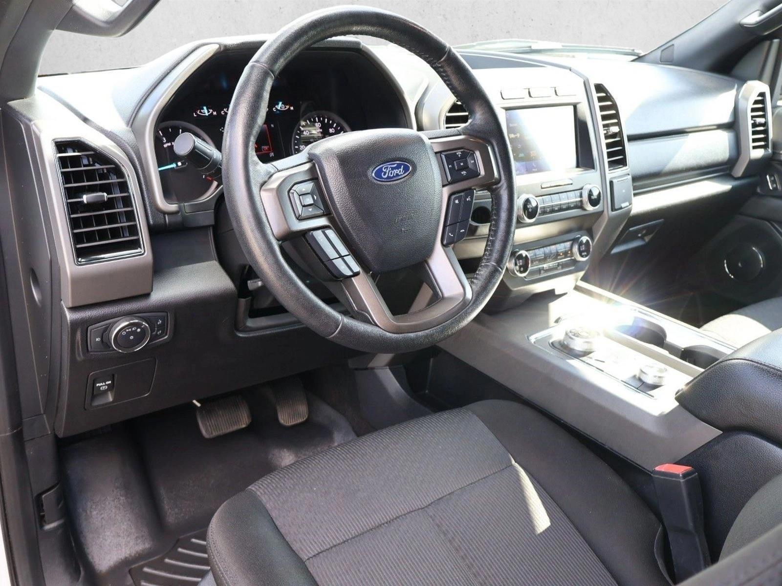 Thumbnail: 2020 Ford Expedition MAX - 3