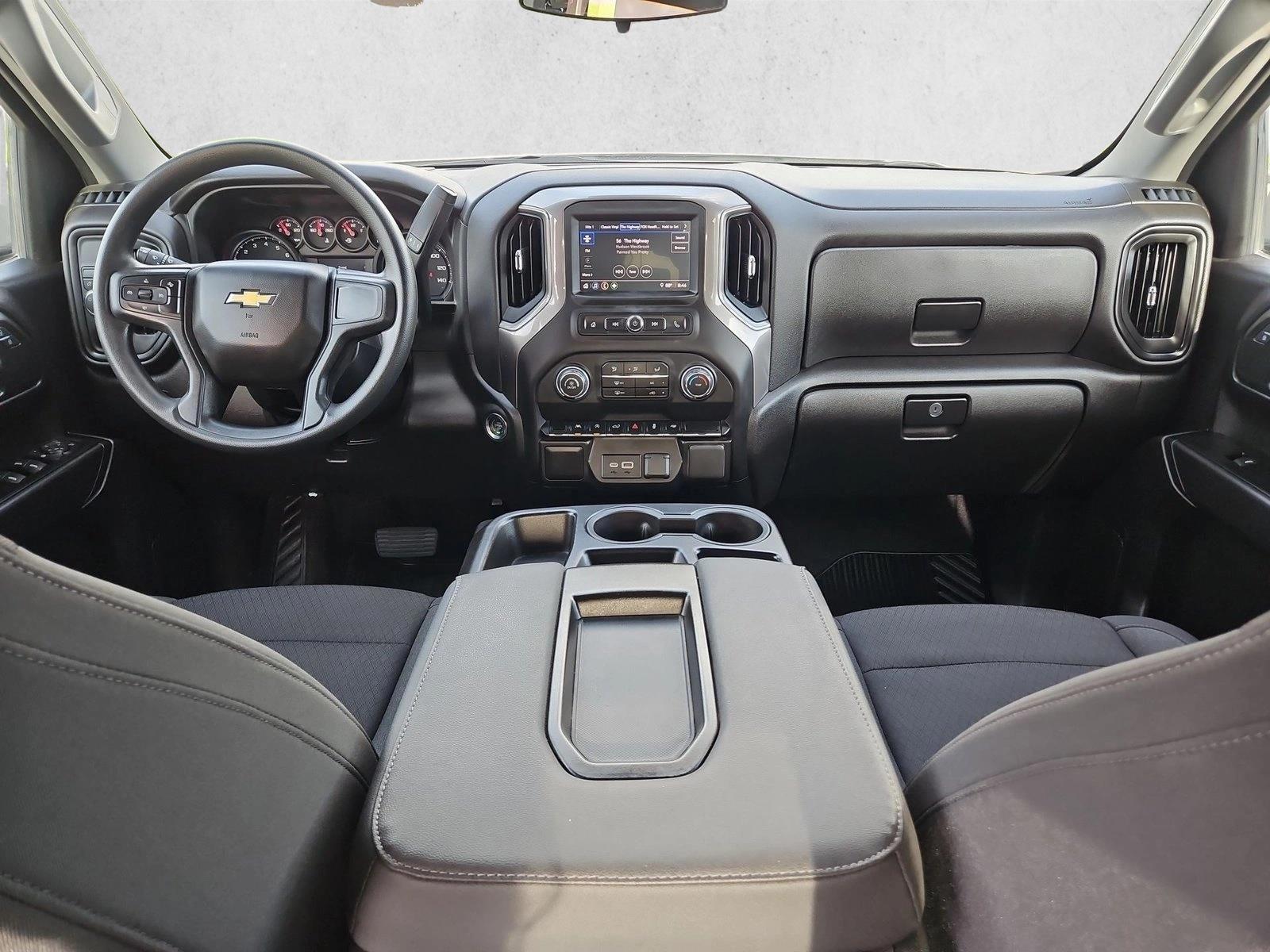 Thumbnail: 2026 Chevrolet Silverado 1500 - 3