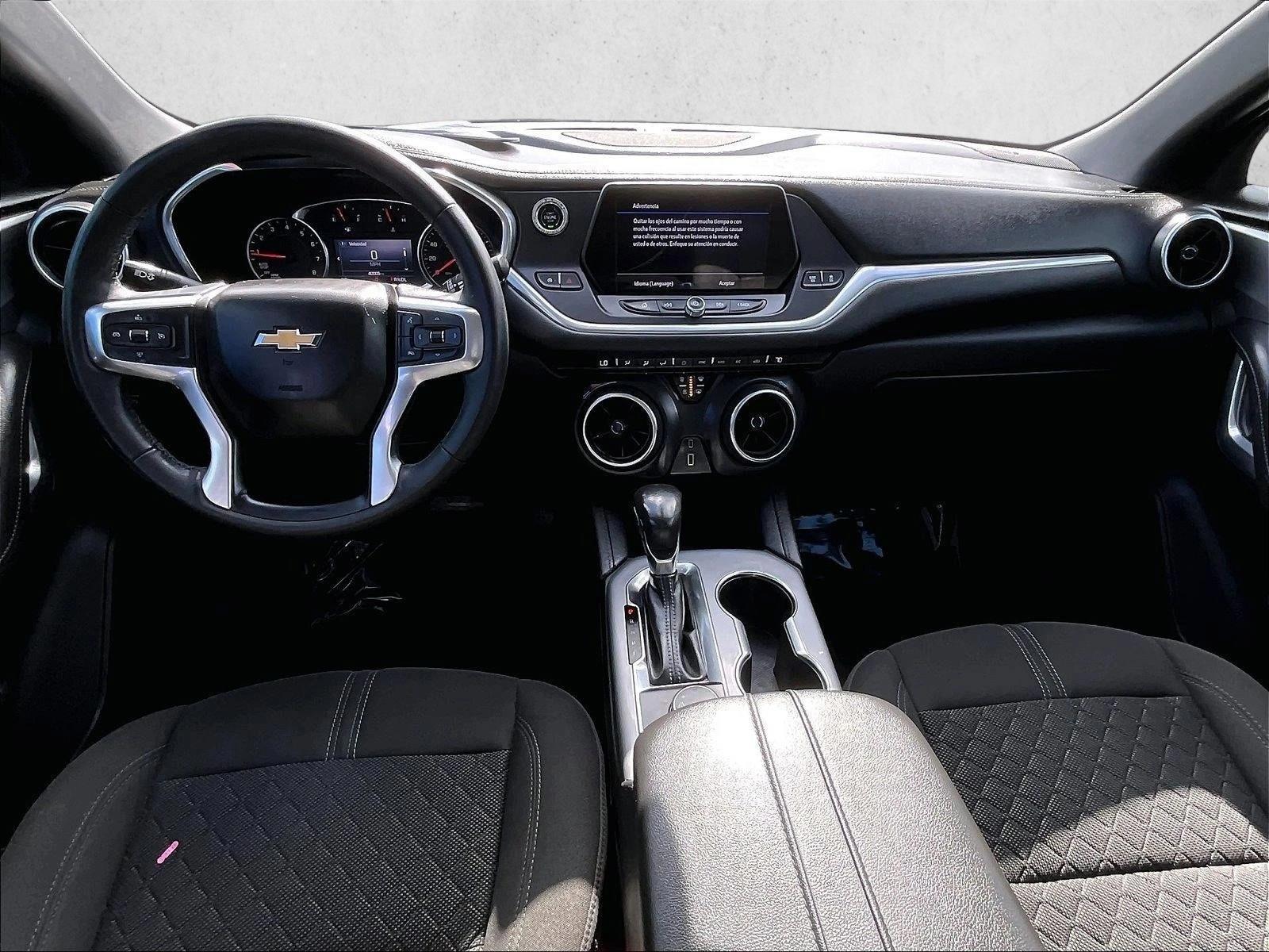 Thumbnail: 2020 Chevrolet Blazer - 3