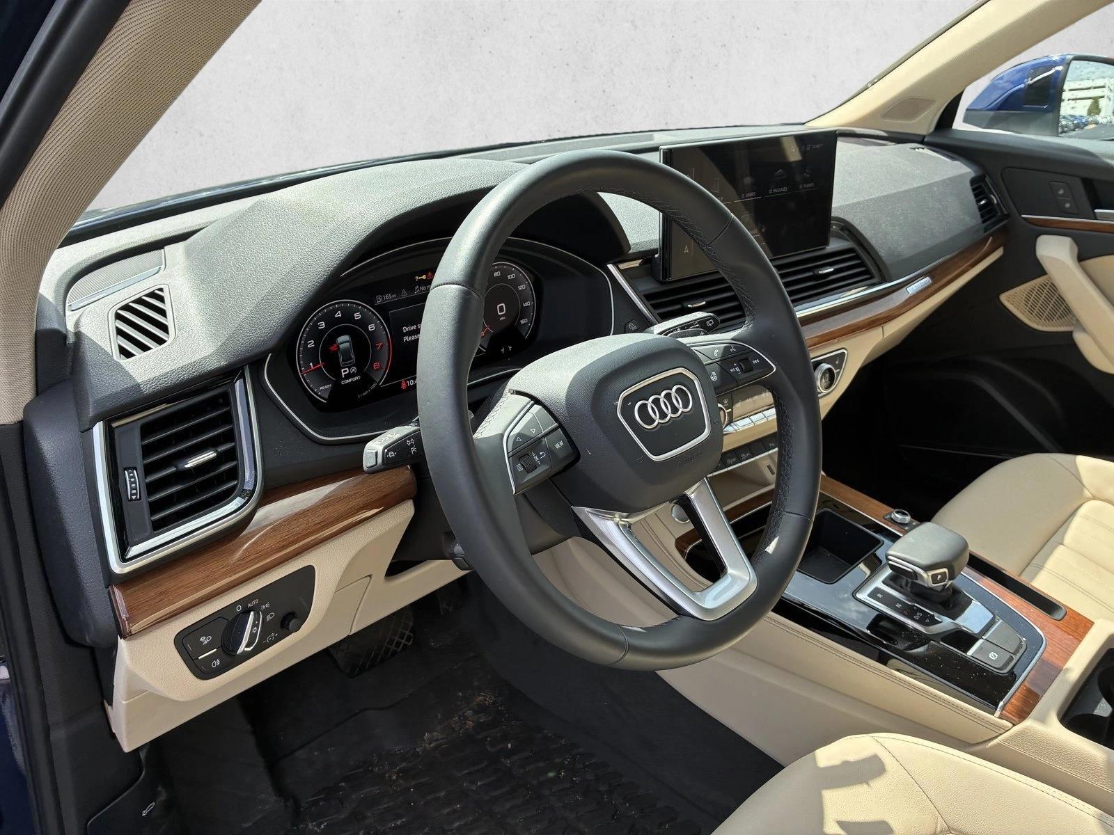 Thumbnail: 2023 Audi Q5 - 3