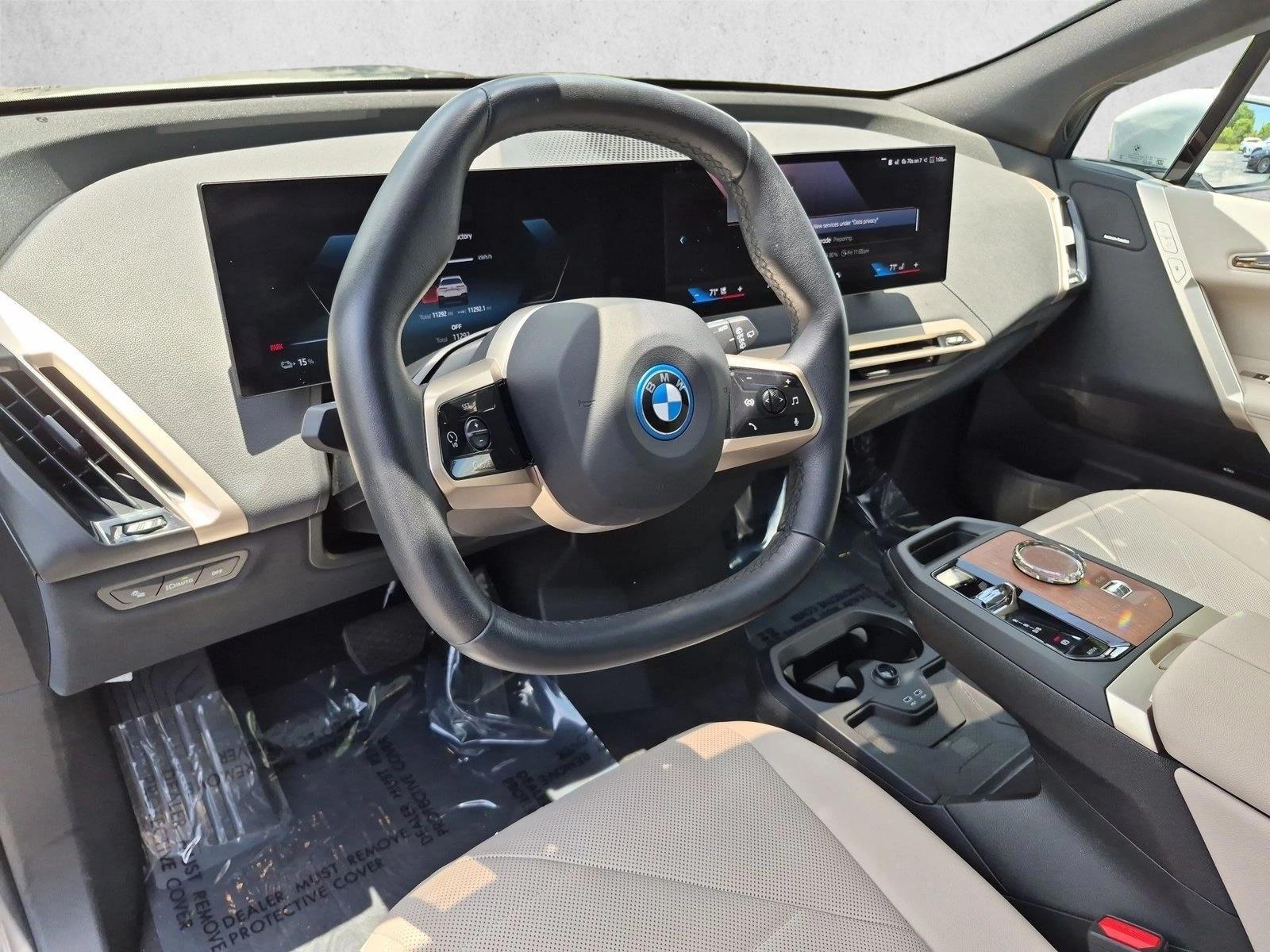 Thumbnail: 2024 BMW iX - 3