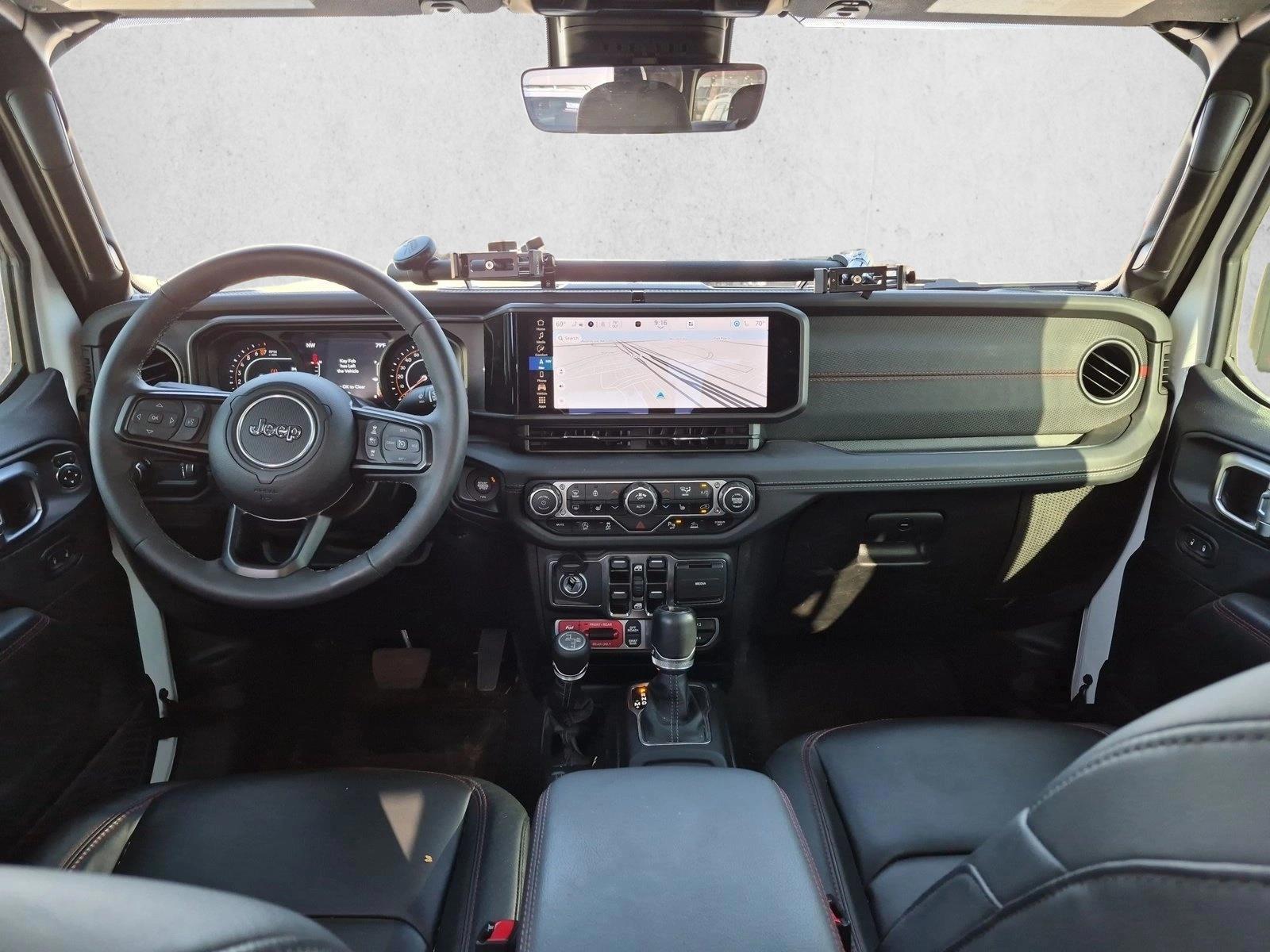 Thumbnail: 2025 Jeep Gladiator - 3