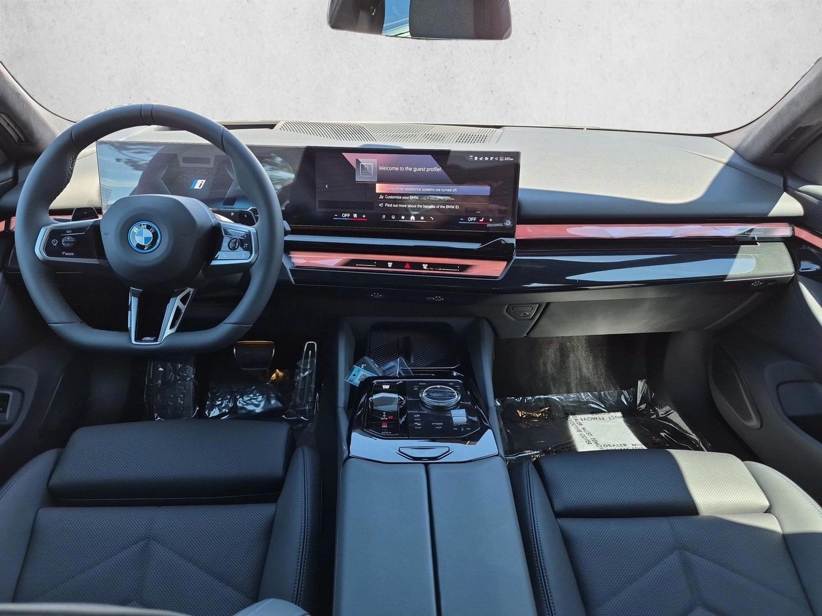 Thumbnail: 2026 BMW 5 Series - 4
