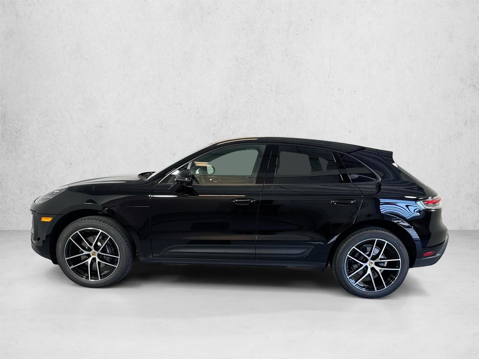 Thumbnail: 2026 Porsche Macan - 2