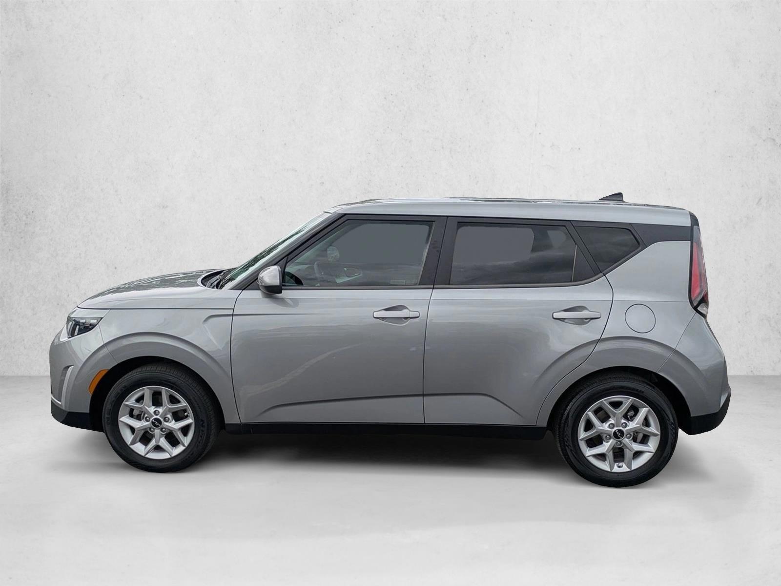 Thumbnail: 2023 Kia Soul - 2