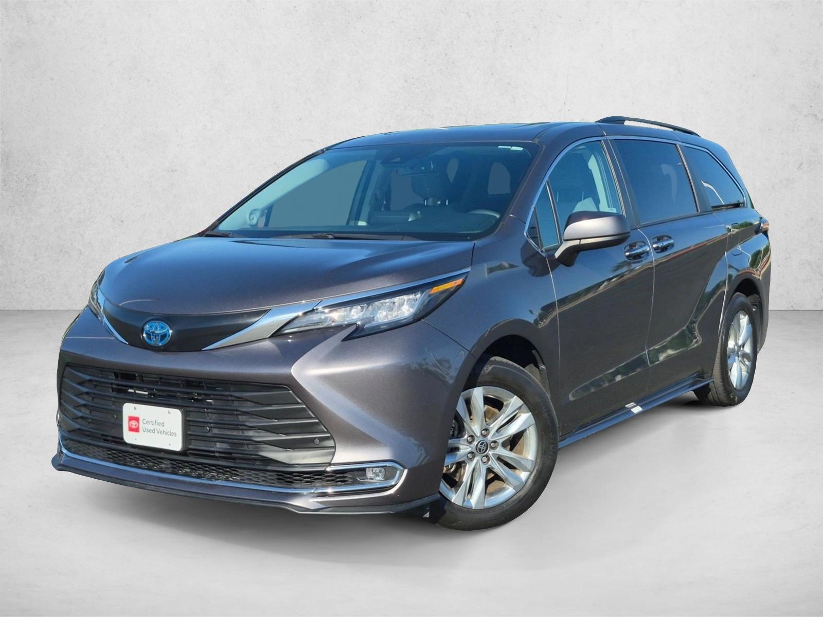Thumbnail: 2023 Toyota Sienna - 1