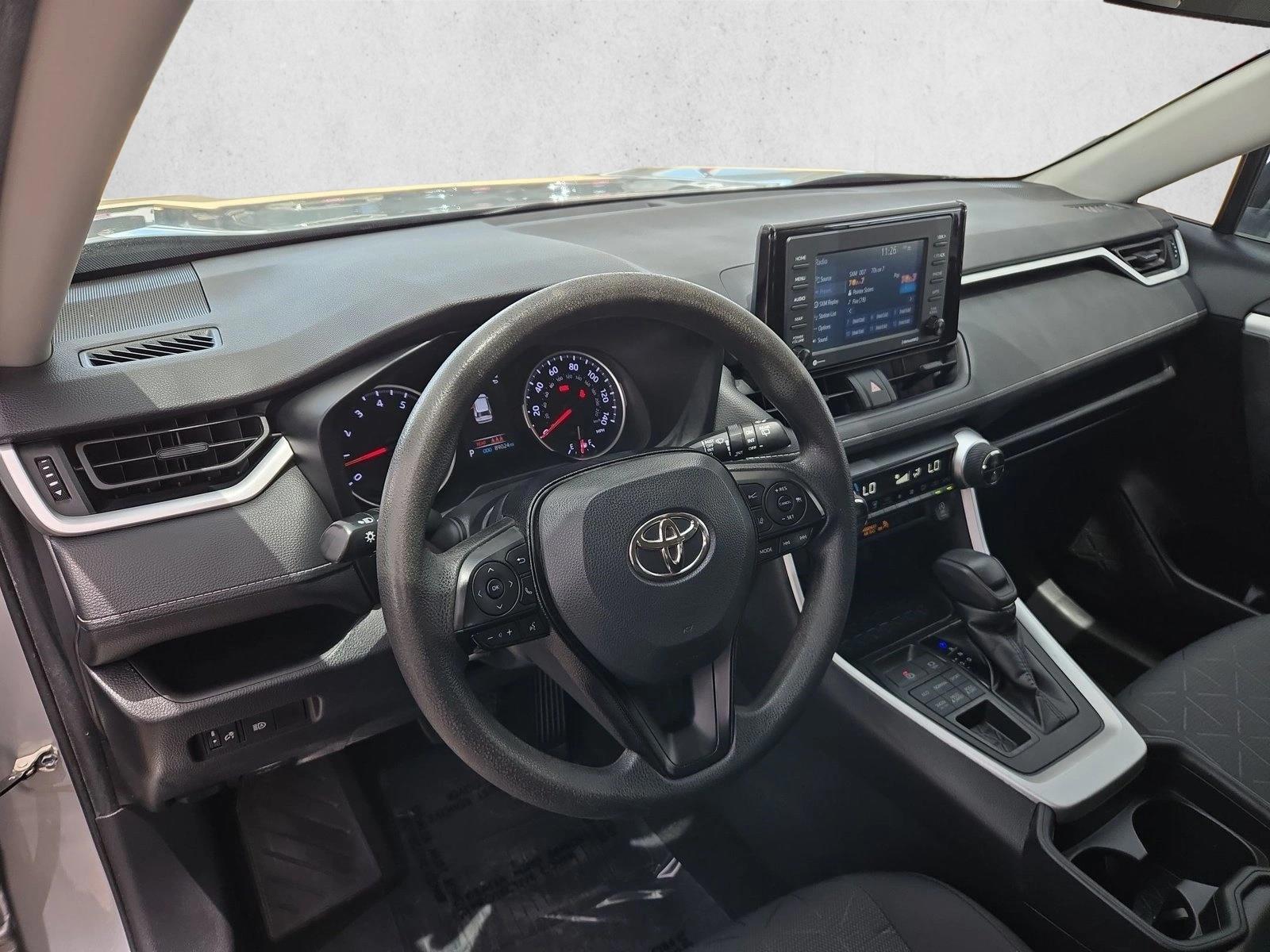 Thumbnail: 2021 Toyota RAV4 - 3