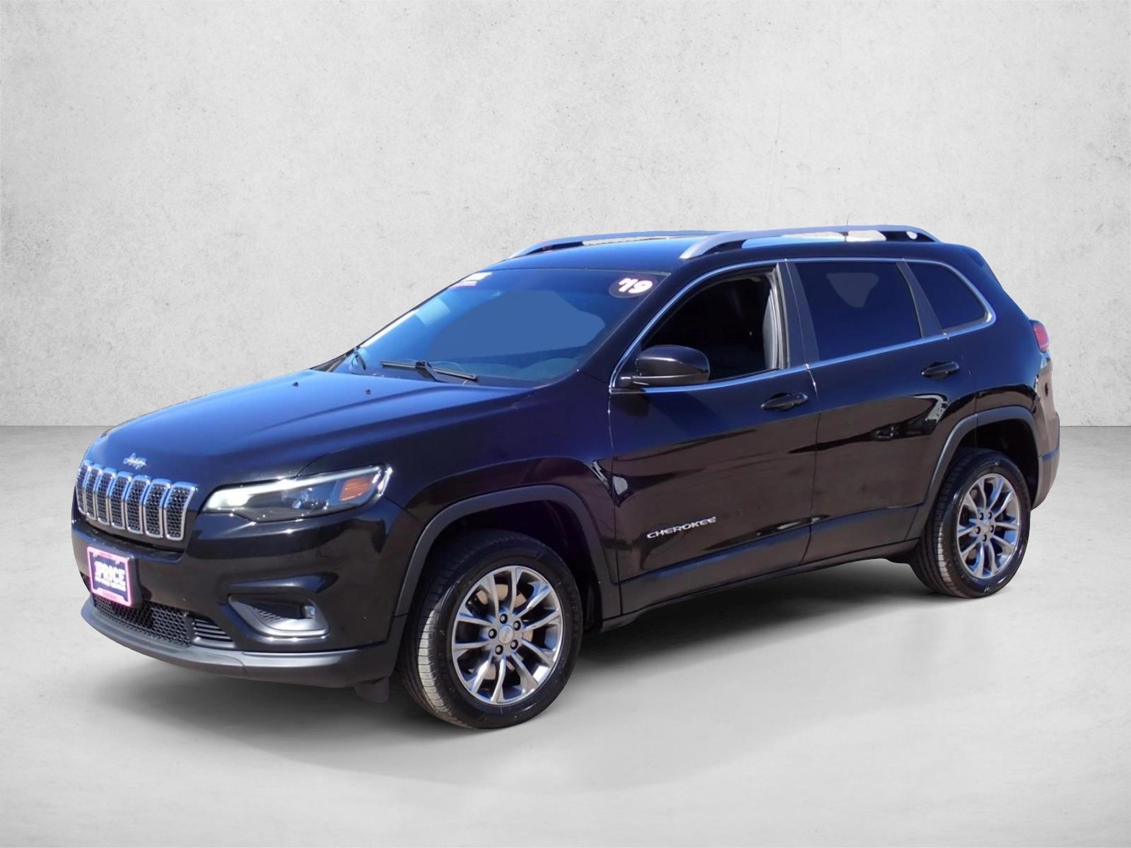 Thumbnail: 2019 Jeep Cherokee - 1