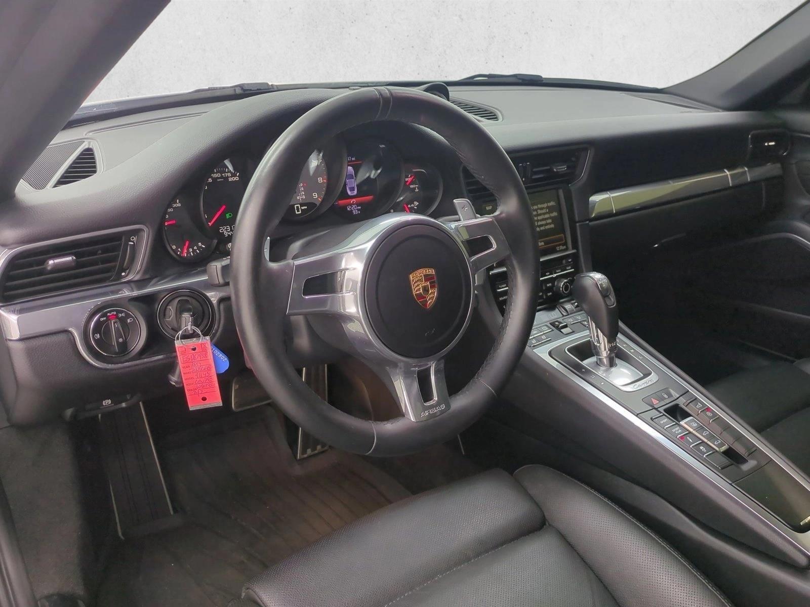 Thumbnail: 2014 Porsche 911 - 3