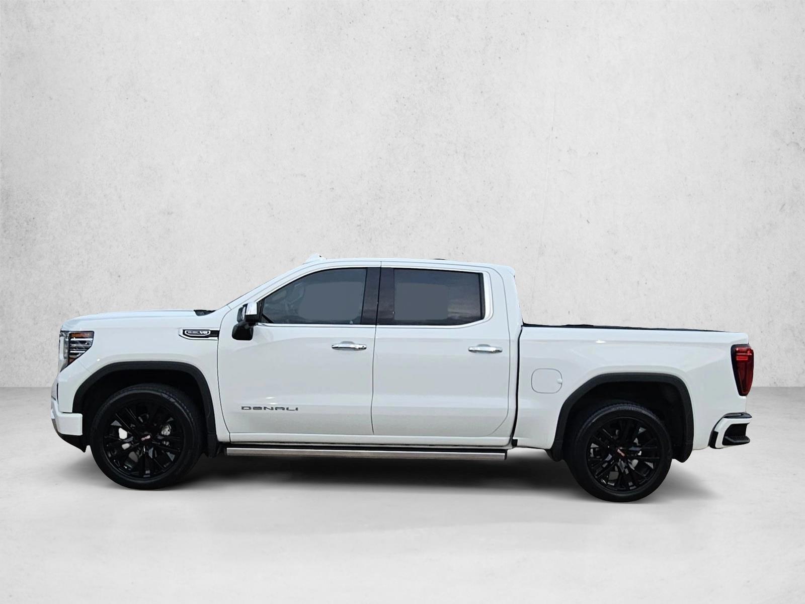 Thumbnail: 2023 GMC Sierra 1500 - 2