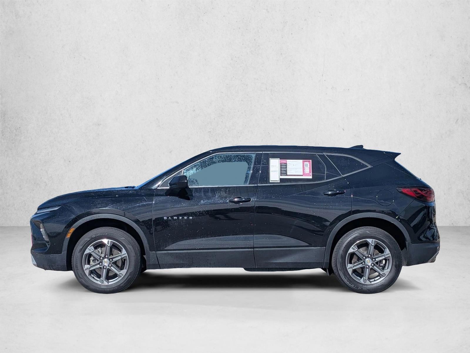 Thumbnail: 2023 Chevrolet Blazer - 2