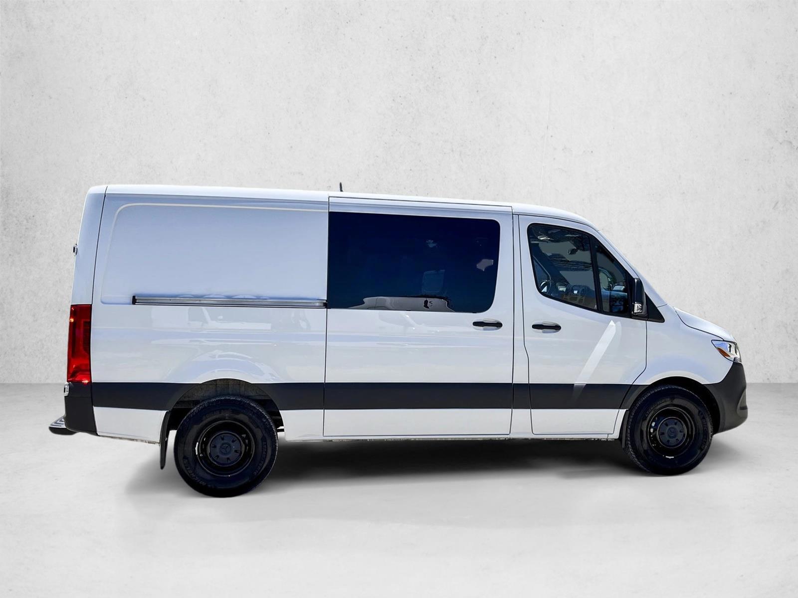 2026 Mercedes-Benz Sprinter Crew