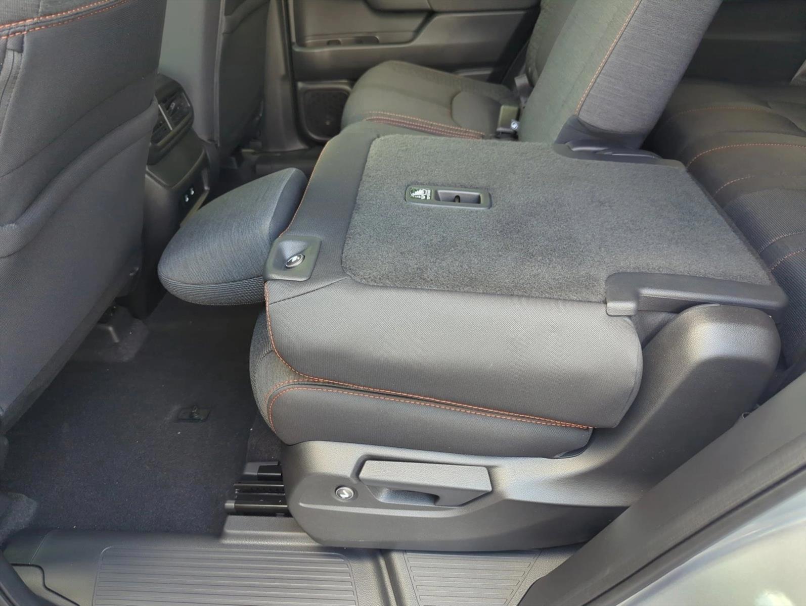 Thumbnail: 2026 Honda Pilot - 4