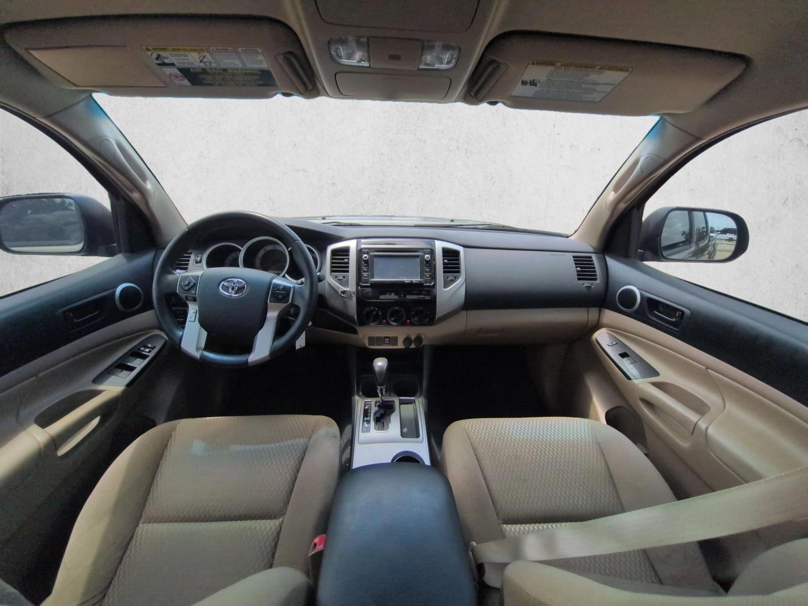 Thumbnail: 2014 Toyota Tacoma - 3