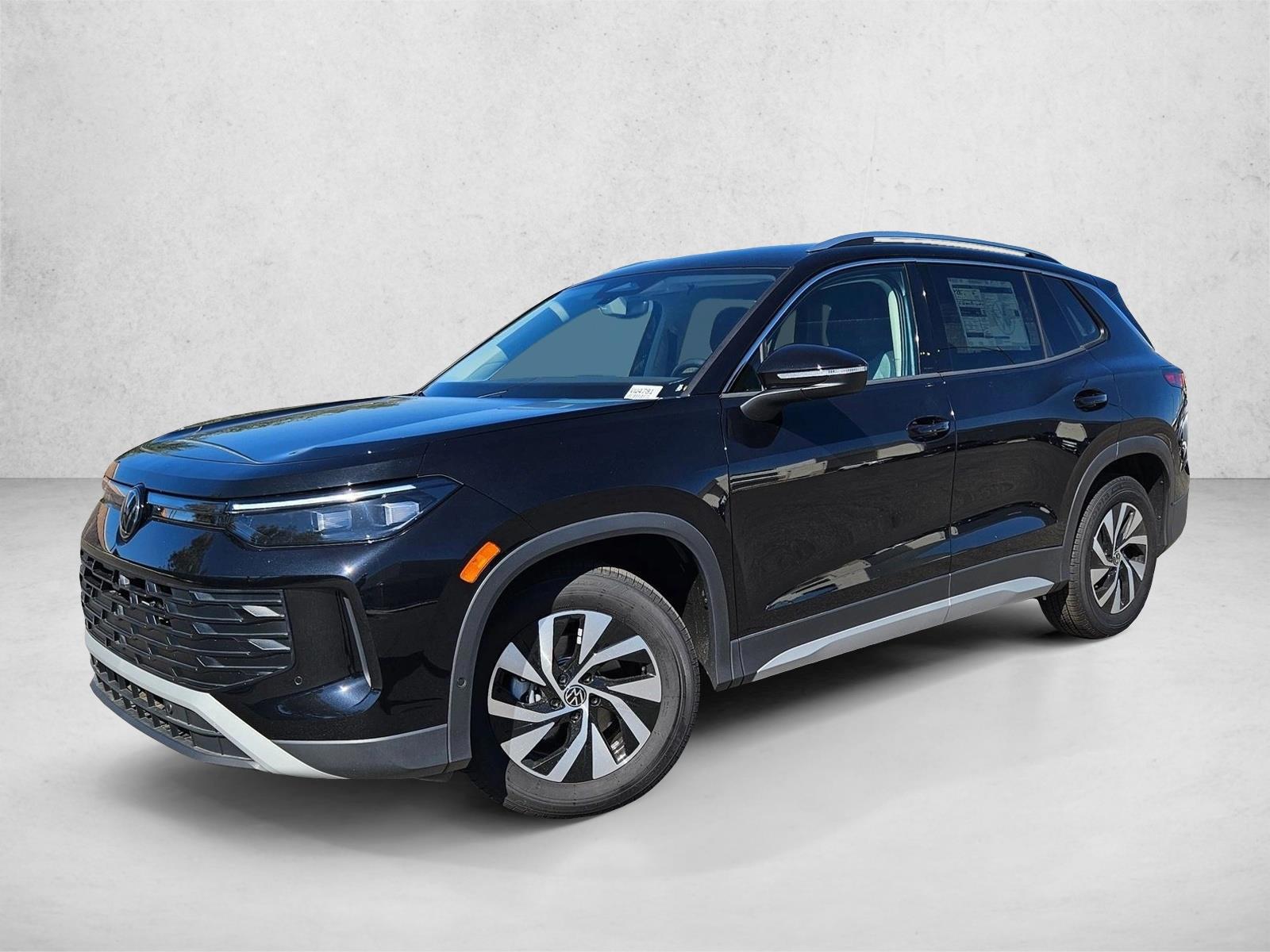 Thumbnail: 2026 Volkswagen Tiguan - 1