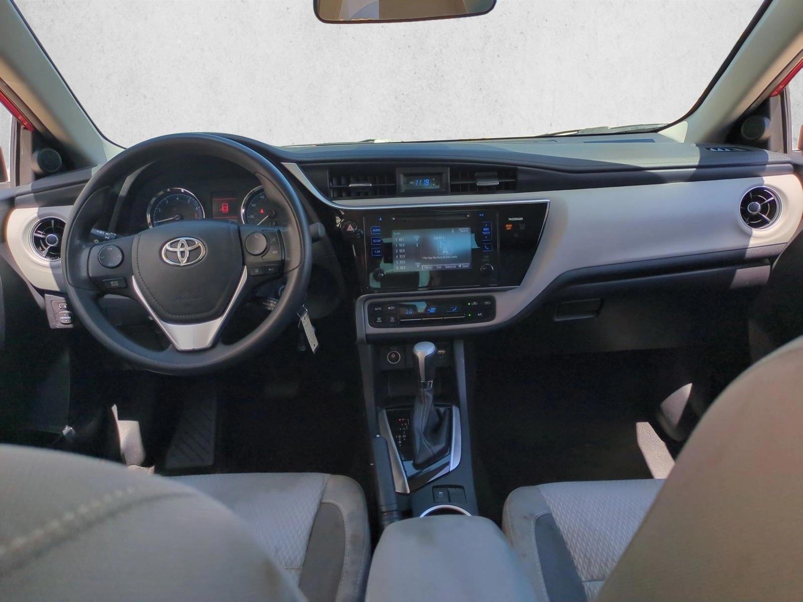 Thumbnail: 2017 Toyota Corolla - 3