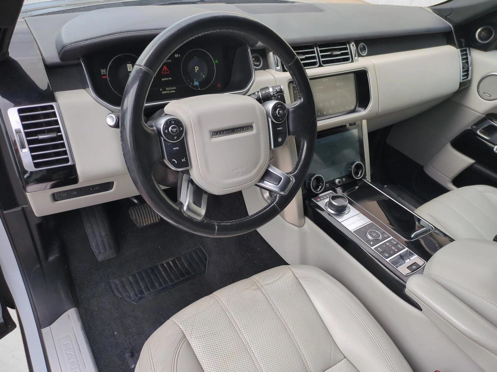 Thumbnail: 2017 Land Rover Range Rover - 3