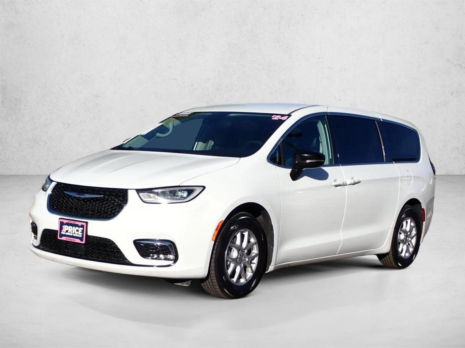 Thumbnail: 2024 Chrysler Pacifica - 1