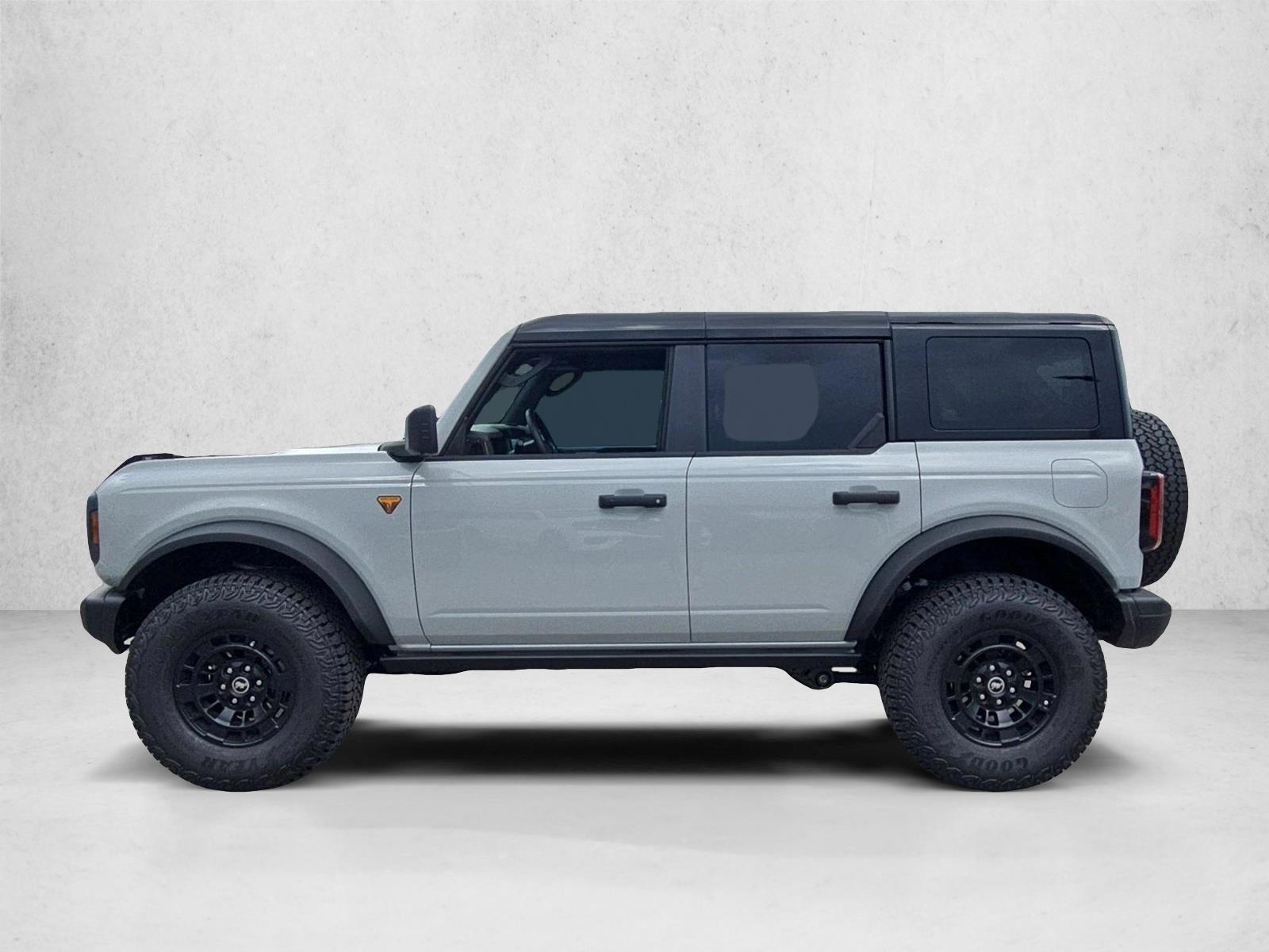 Thumbnail: 2026 Ford Bronco - 2