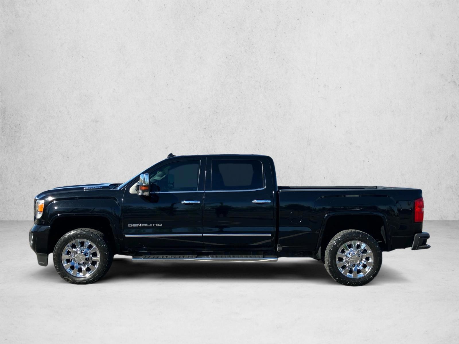 Thumbnail: 2018 GMC Sierra 2500 - 2