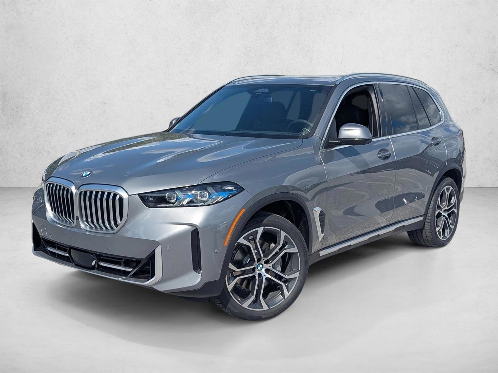 Thumbnail: 2026 BMW X5 - 1