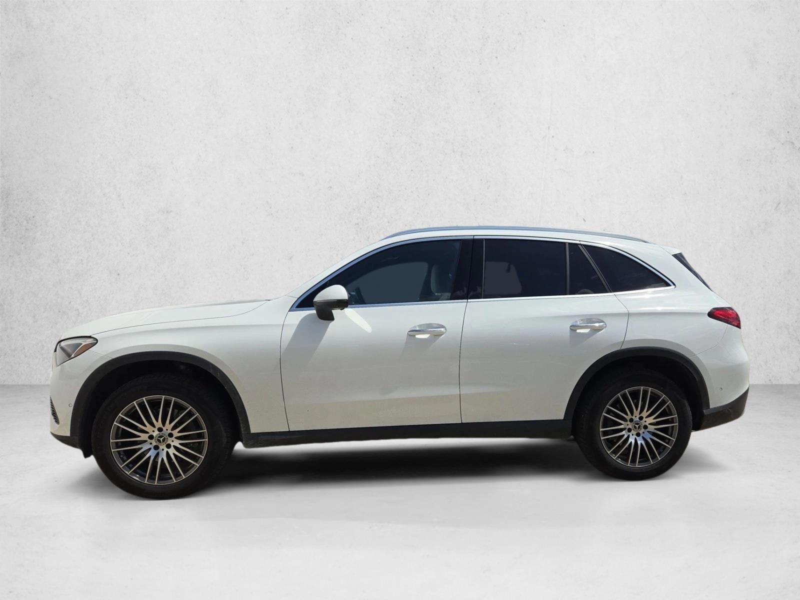 Thumbnail: 2026 Mercedes-Benz GLC - 2