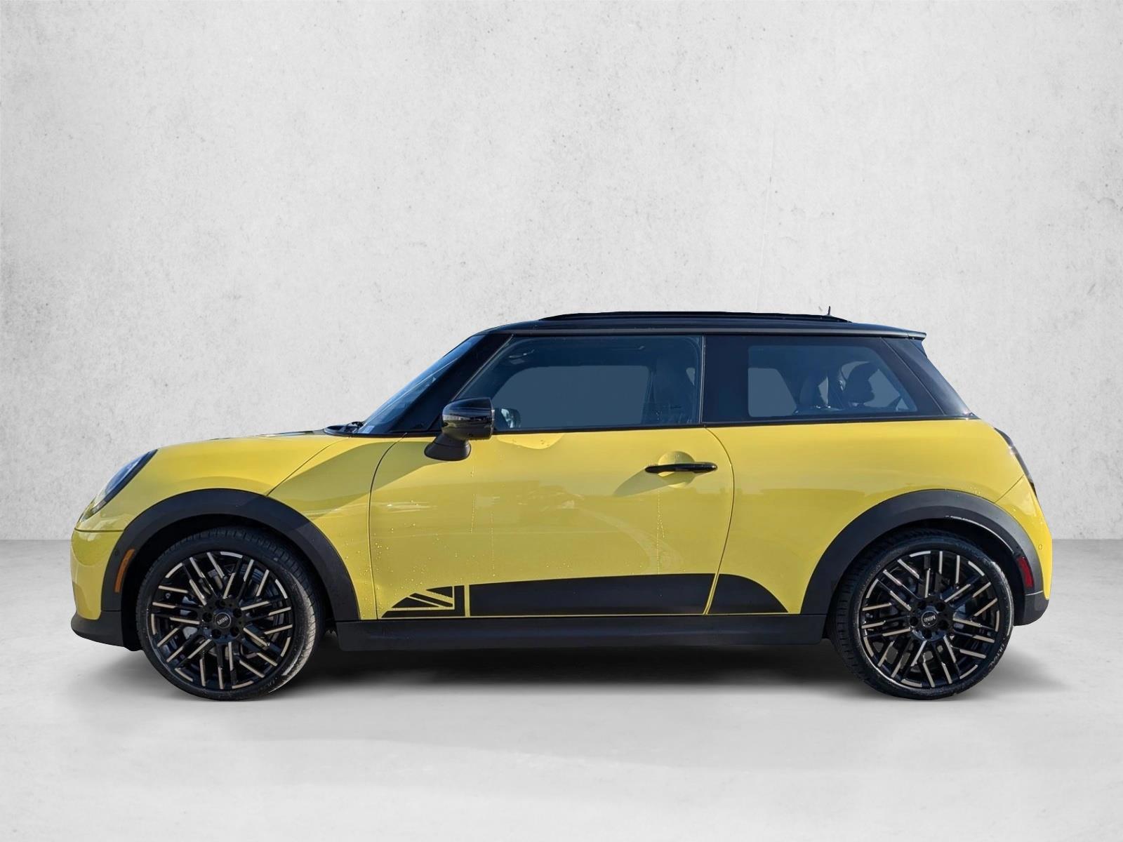 Thumbnail: 2026 MINI Cooper Hardtop - 2