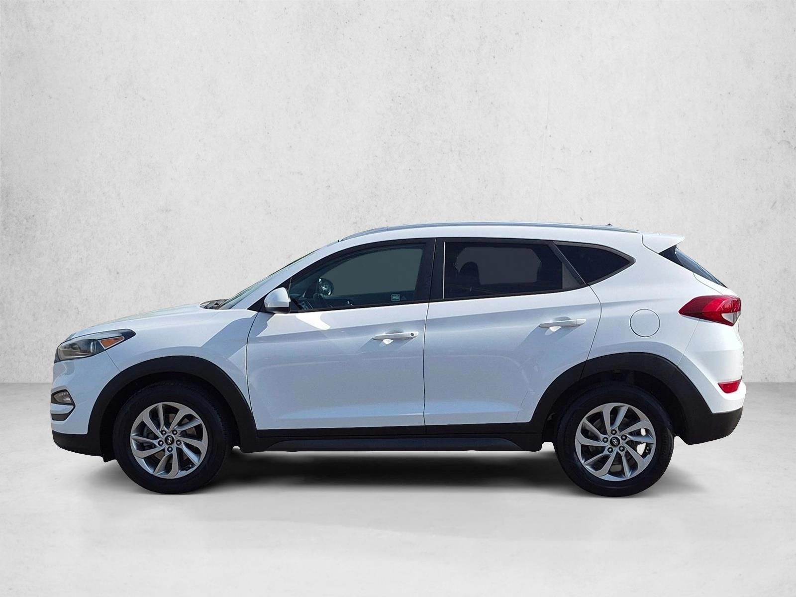 Thumbnail: 2016 Hyundai Tucson - 2