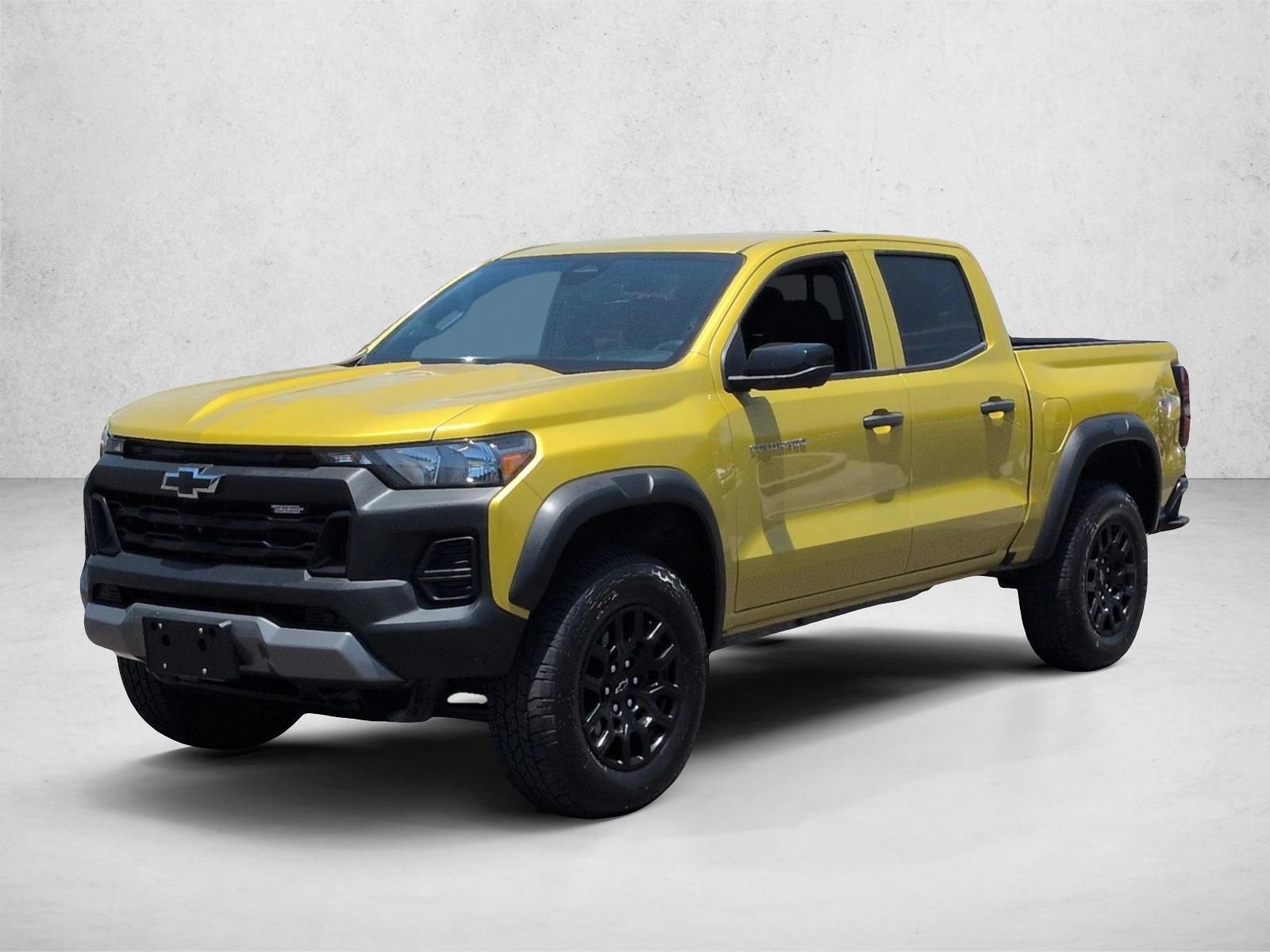 Thumbnail: 2023 Chevrolet Colorado - 2