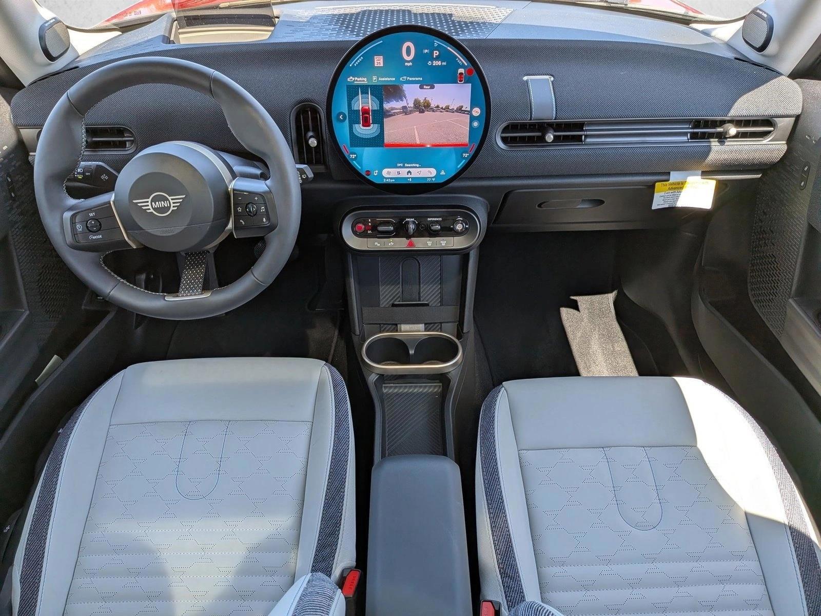 Thumbnail: 2025 MINI Cooper Hardtop - 3