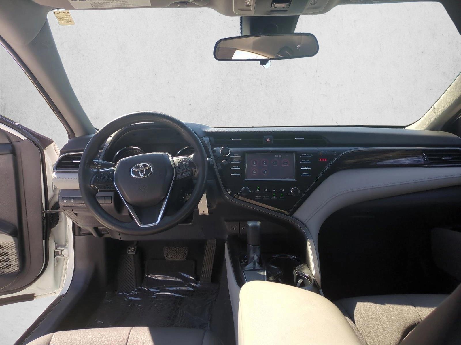 Thumbnail: 2019 Toyota Camry - 4
