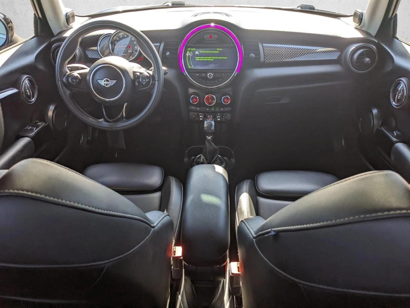 Thumbnail: 2016 MINI Cooper Hardtop - 3