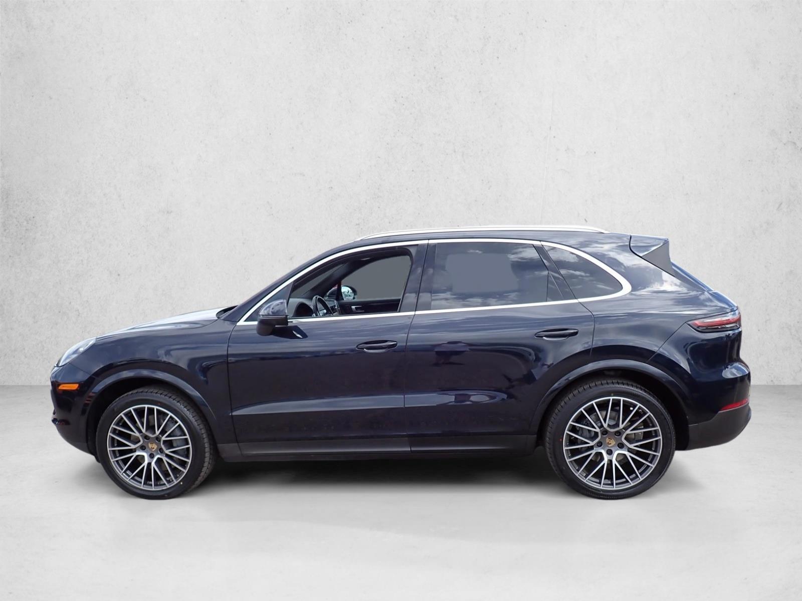 Thumbnail: 2021 Porsche Cayenne - 2