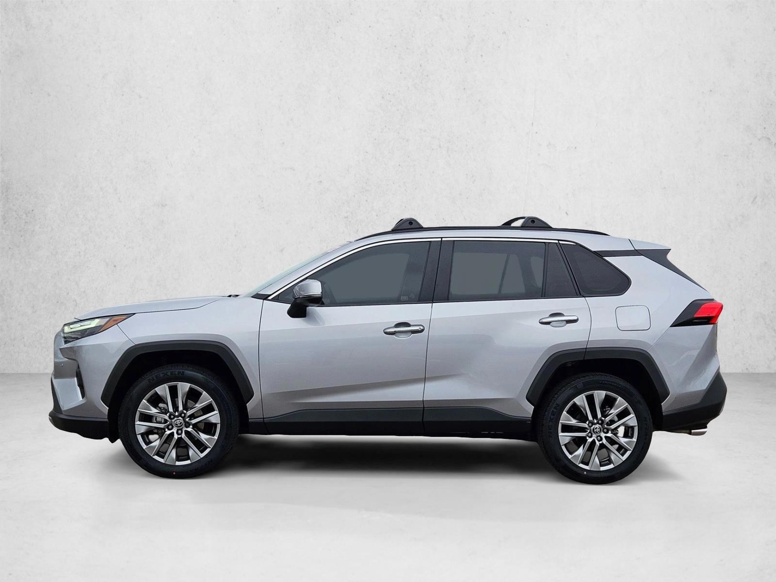 Thumbnail: 2022 Toyota RAV4 - 2