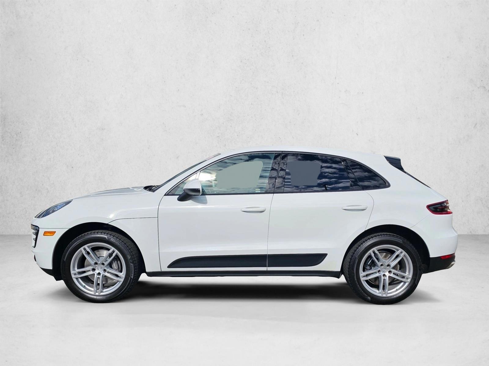 Thumbnail: 2018 Porsche Macan - 2