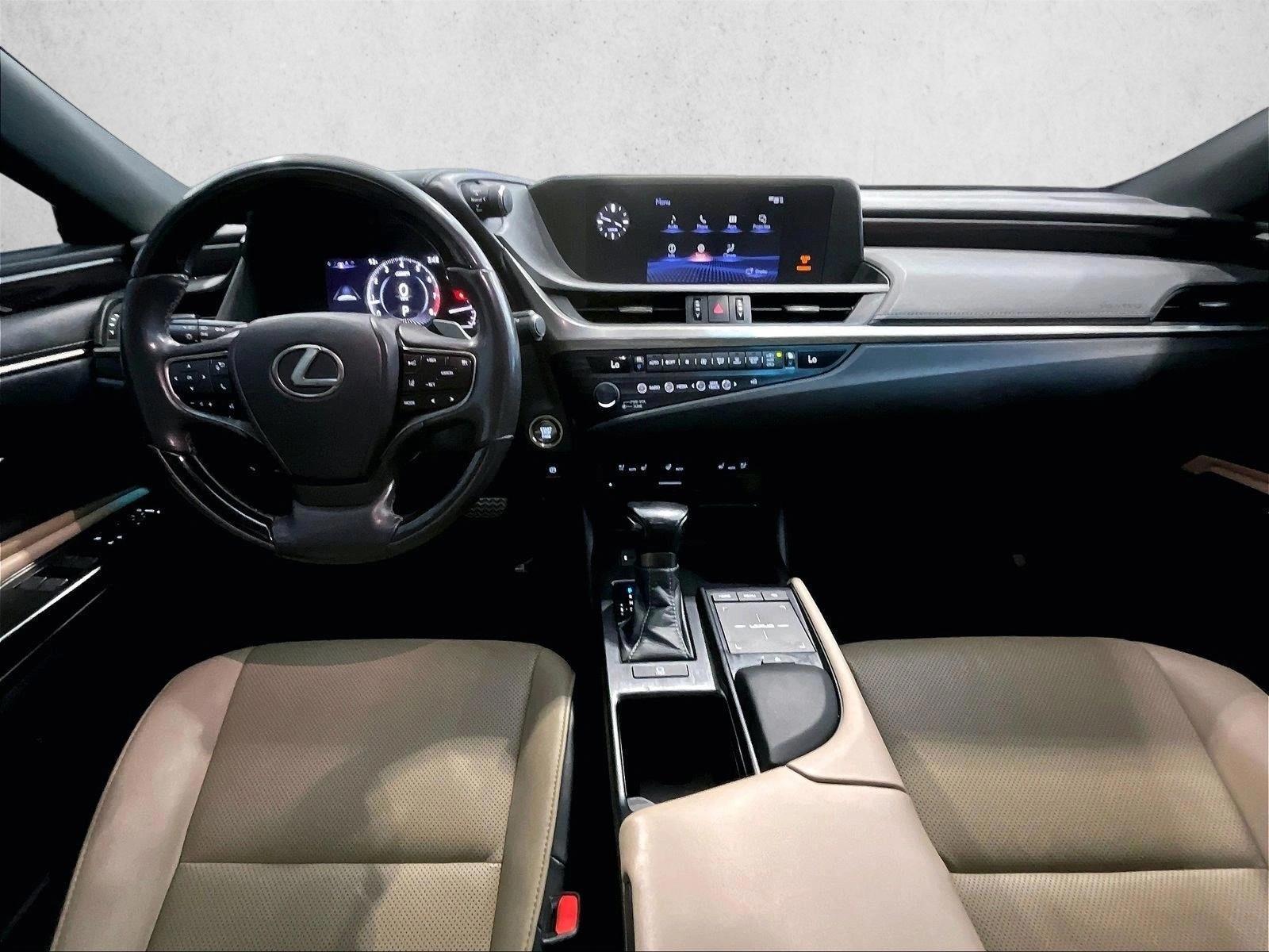Thumbnail: 2020 Lexus ES - 5