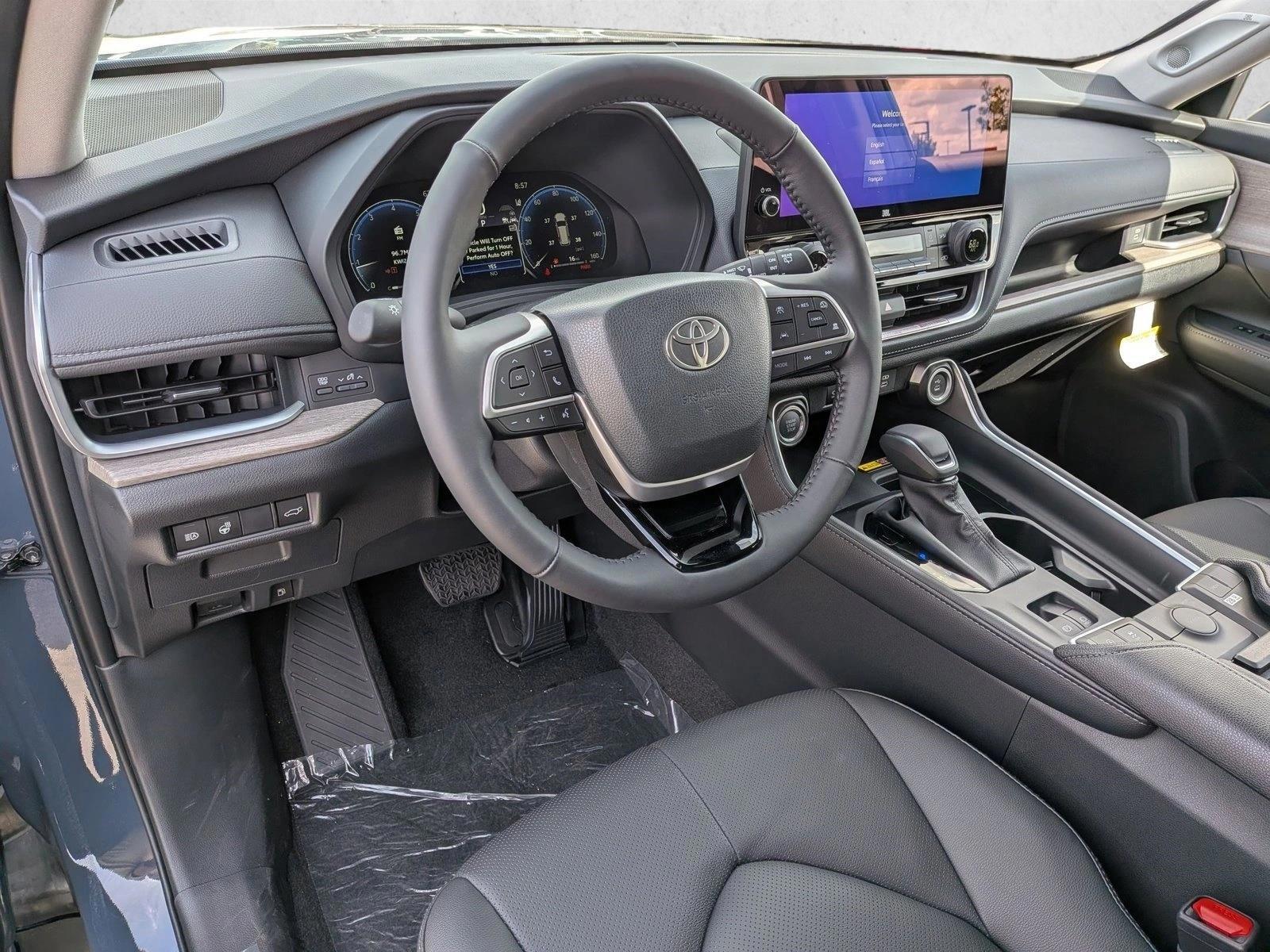 Thumbnail: 2026 Toyota Grand Highlander - 3