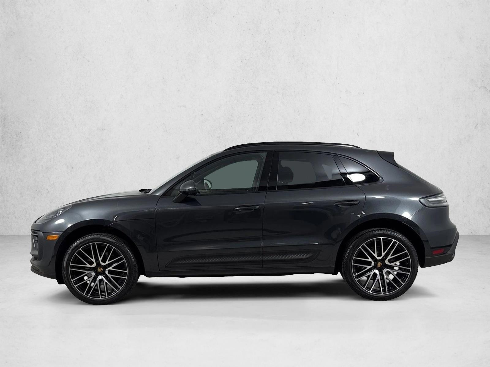Thumbnail: 2026 Porsche Macan - 2