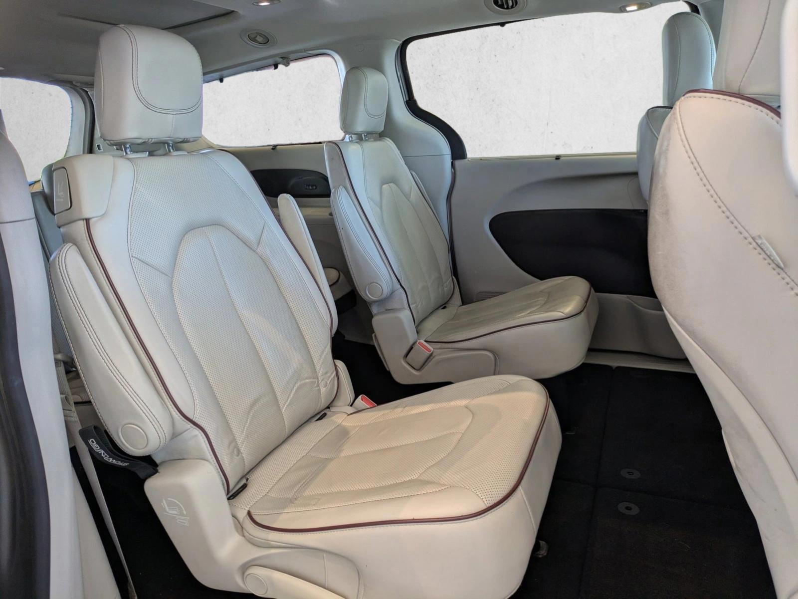2019 Chrysler Pacifica Limited - Photo 20