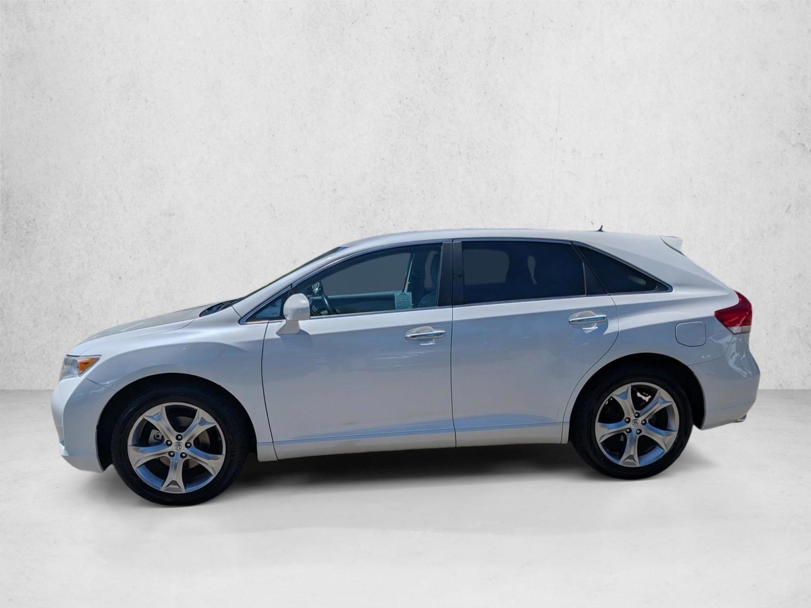 Thumbnail: 2011 Toyota Venza - 2