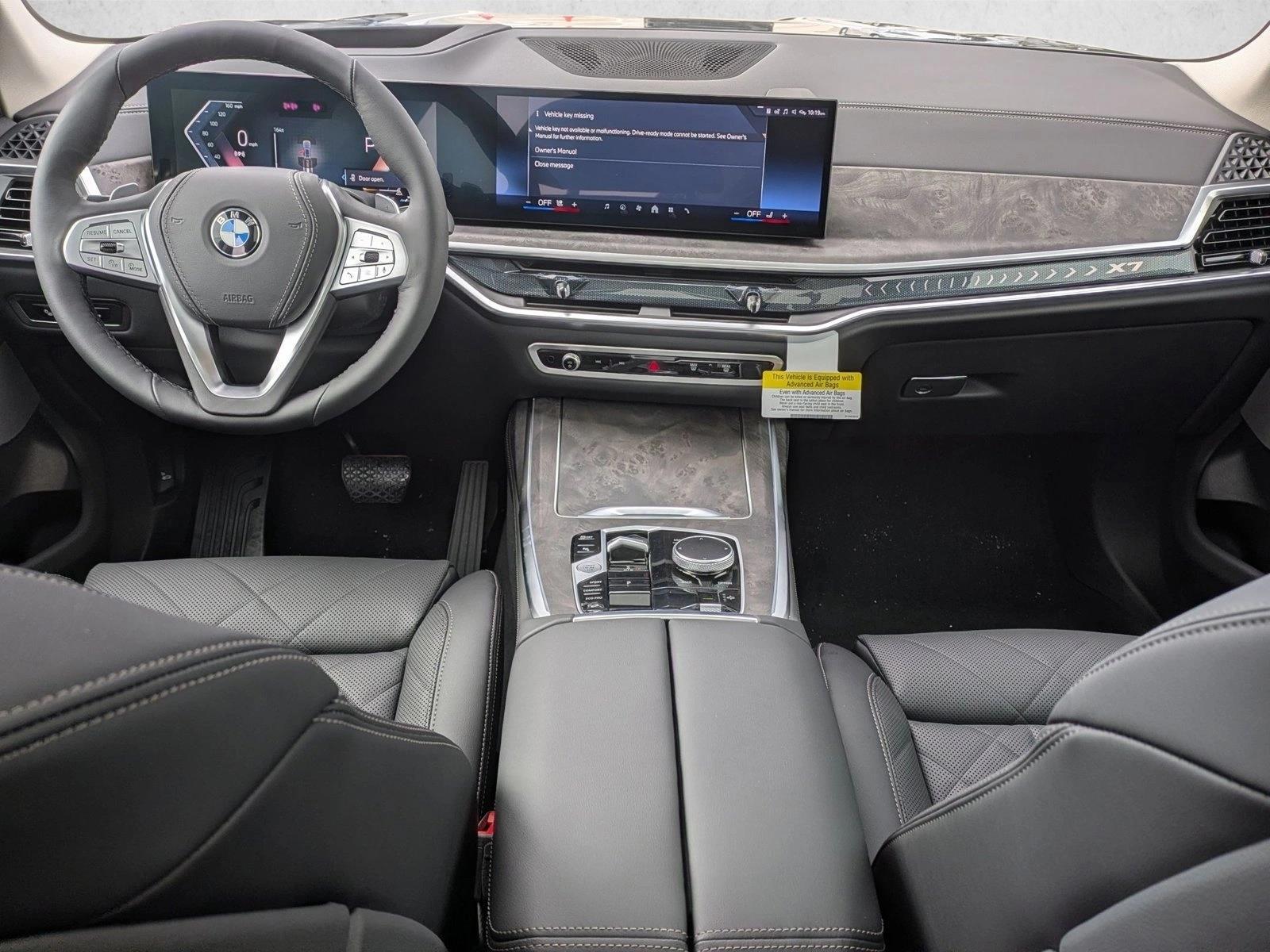 Thumbnail: 2026 BMW X7 - 3