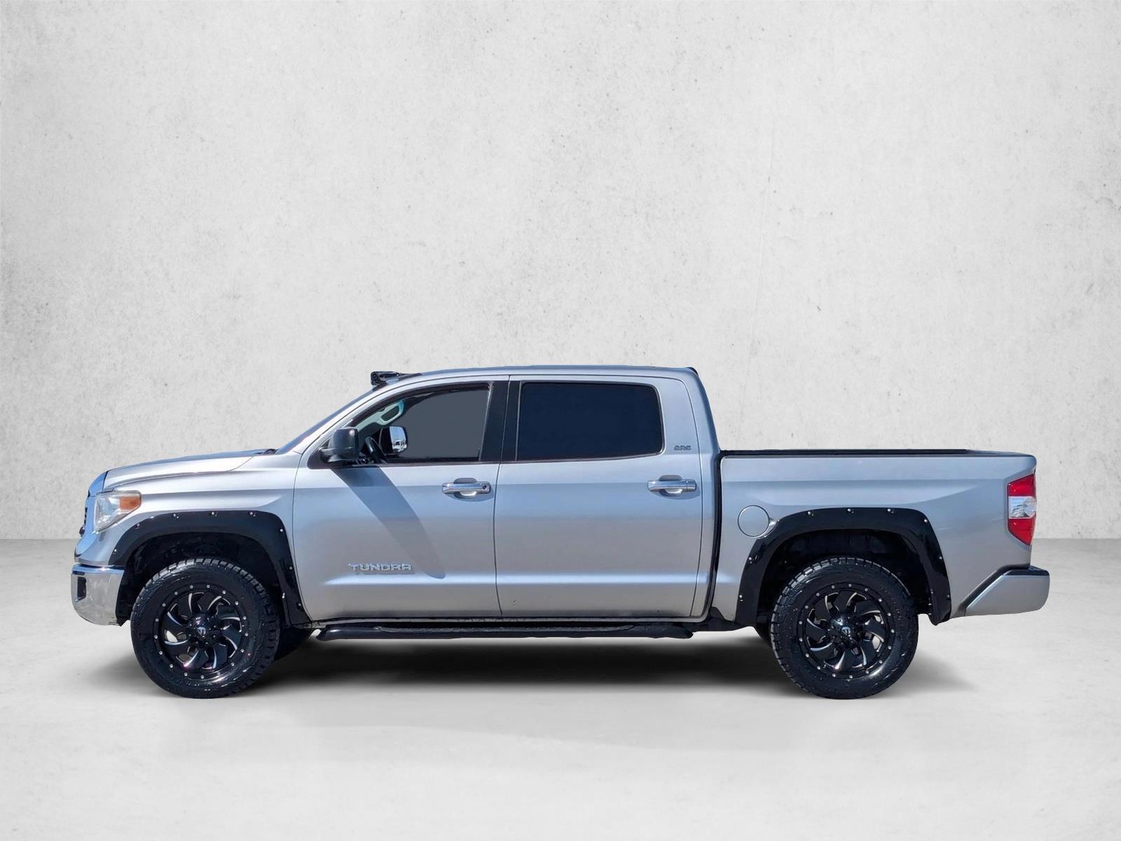 Thumbnail: 2017 Toyota Tundra - 2