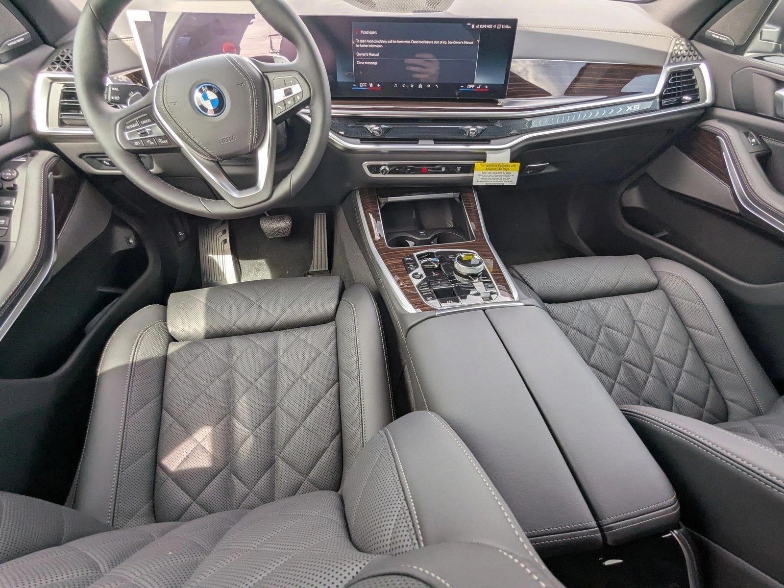Thumbnail: 2026 BMW X5 - 3