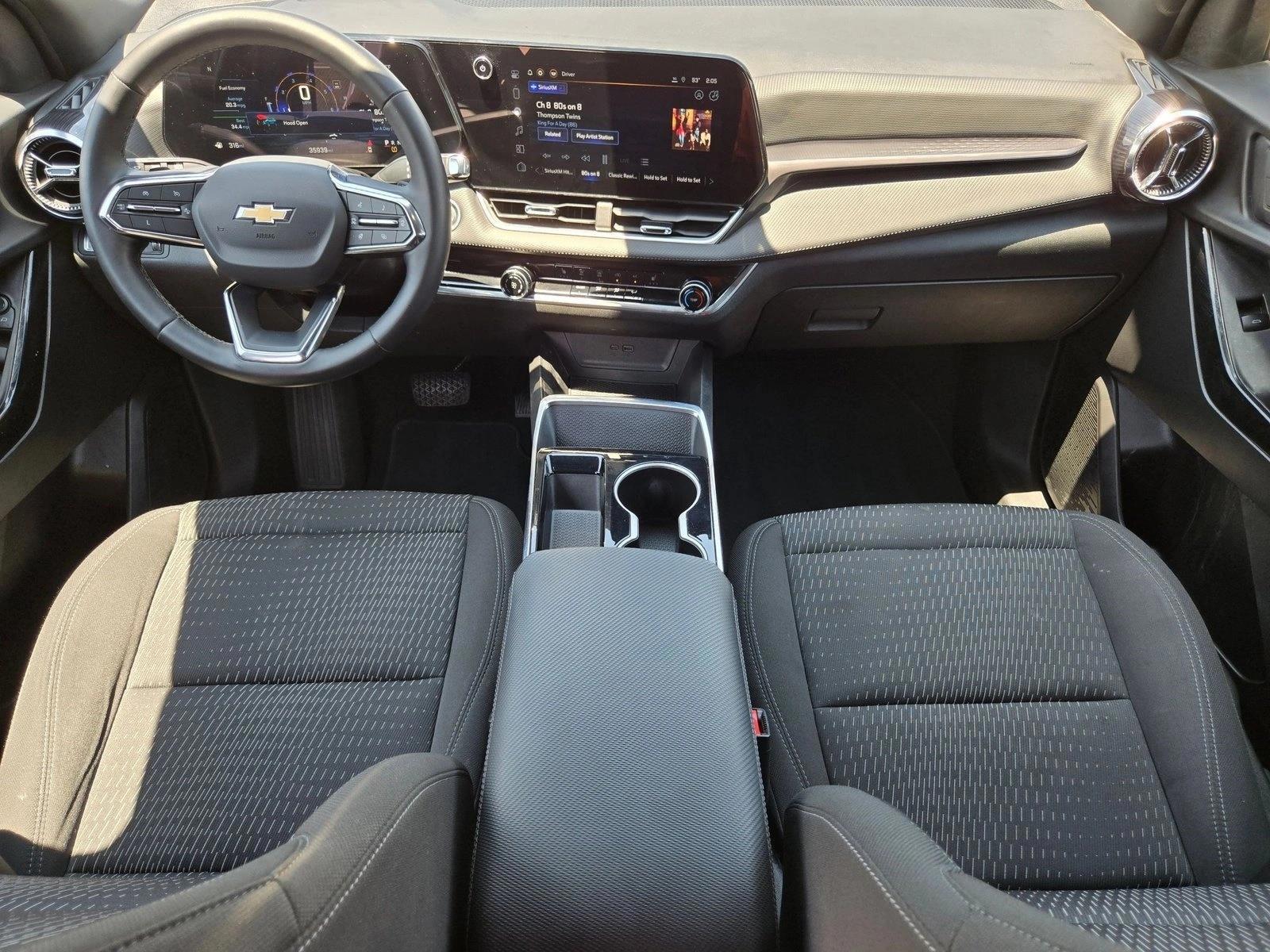 Thumbnail: 2025 Chevrolet Equinox - 3