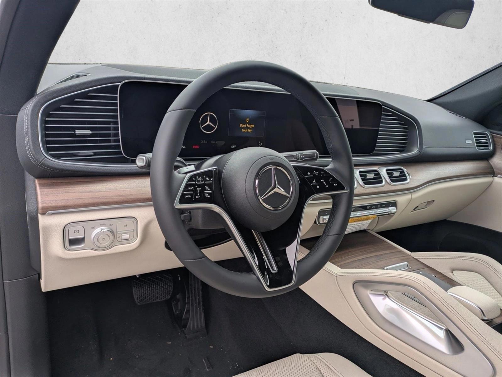 Thumbnail: 2026 Mercedes-Benz GLE - 3