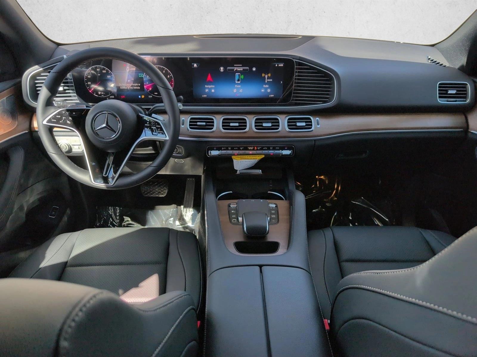 Thumbnail: 2026 Mercedes-Benz GLE - 4