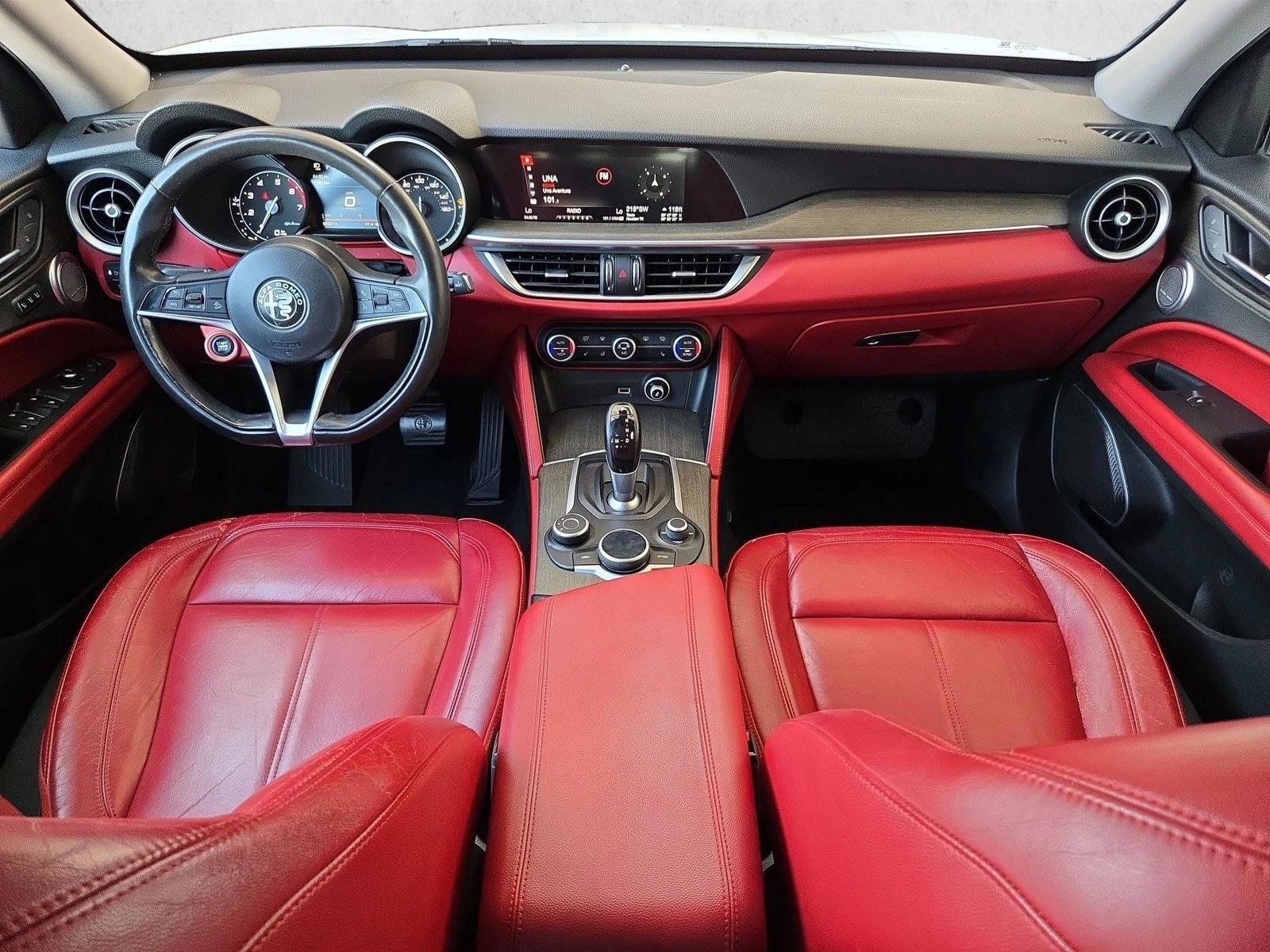 Thumbnail: 2019 Alfa Romeo Stelvio - 3
